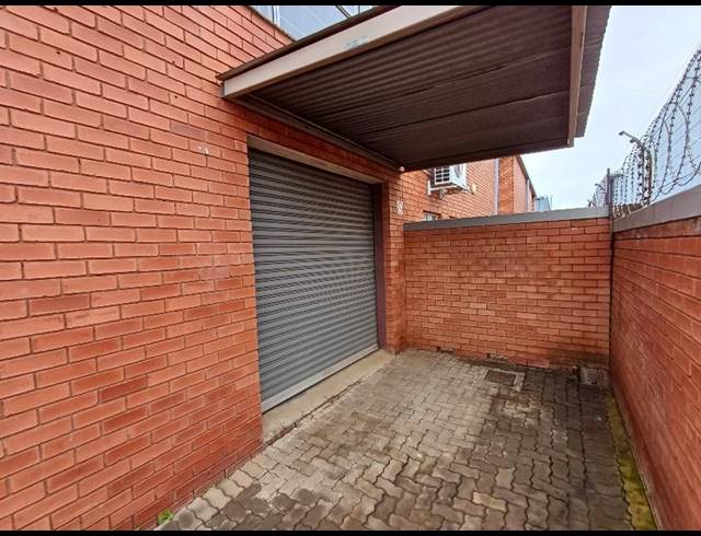 INDUSTRIAL PROPERTY TO RENT IN HENNOPSPARK